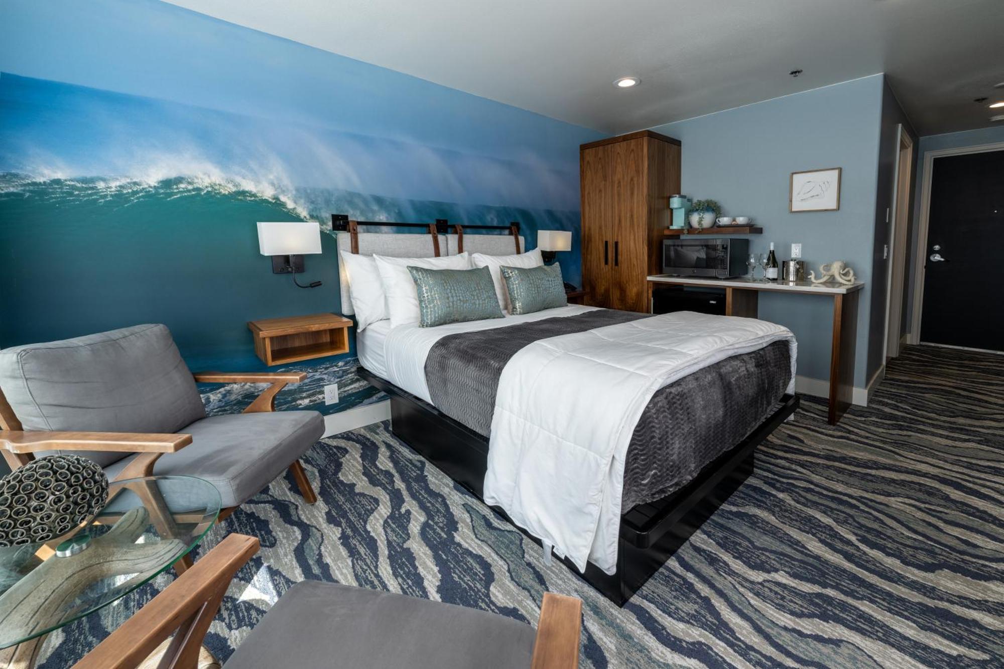 The Oceanfront Seaside