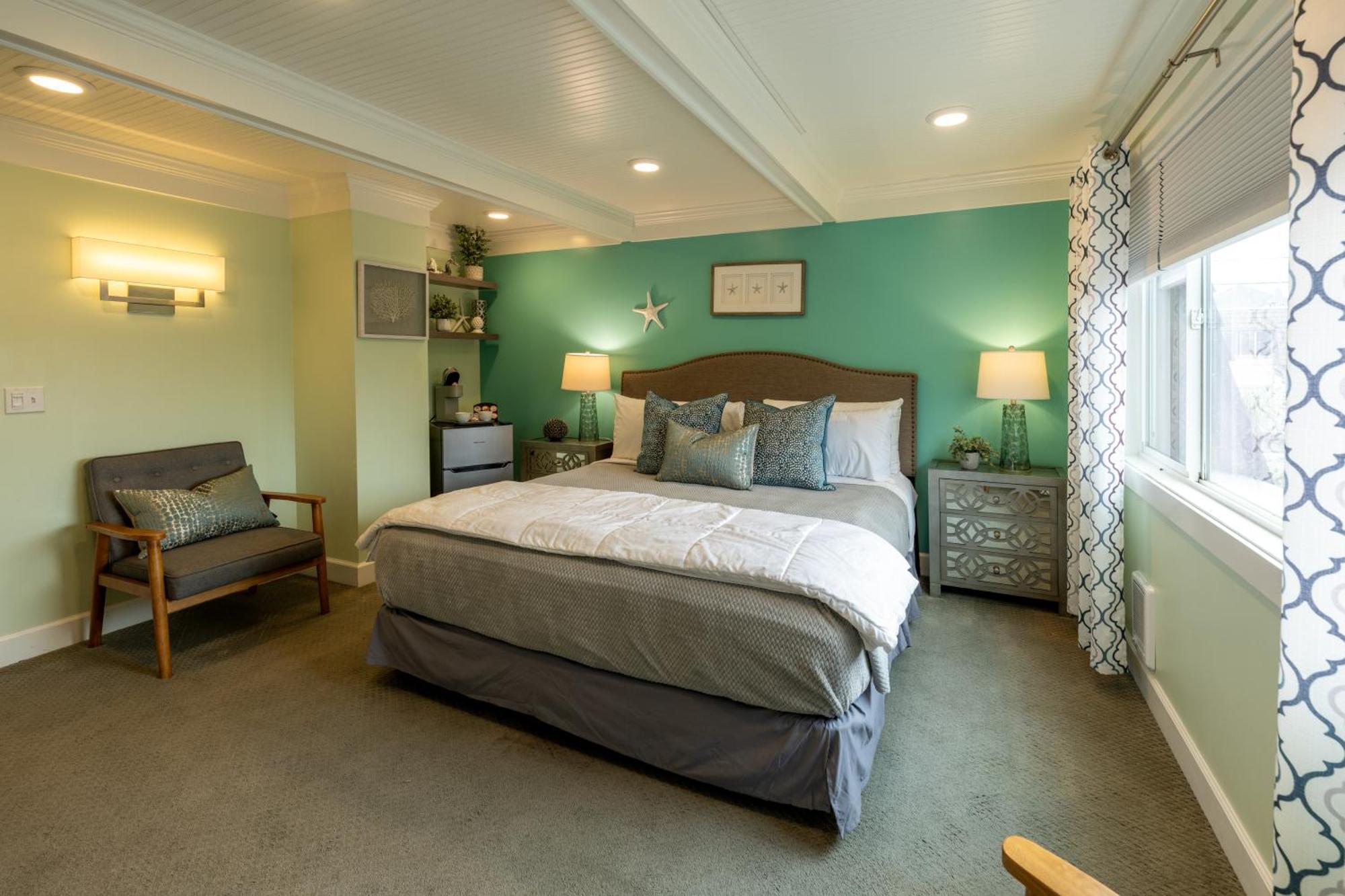 The Oceanfront 4* Seaside