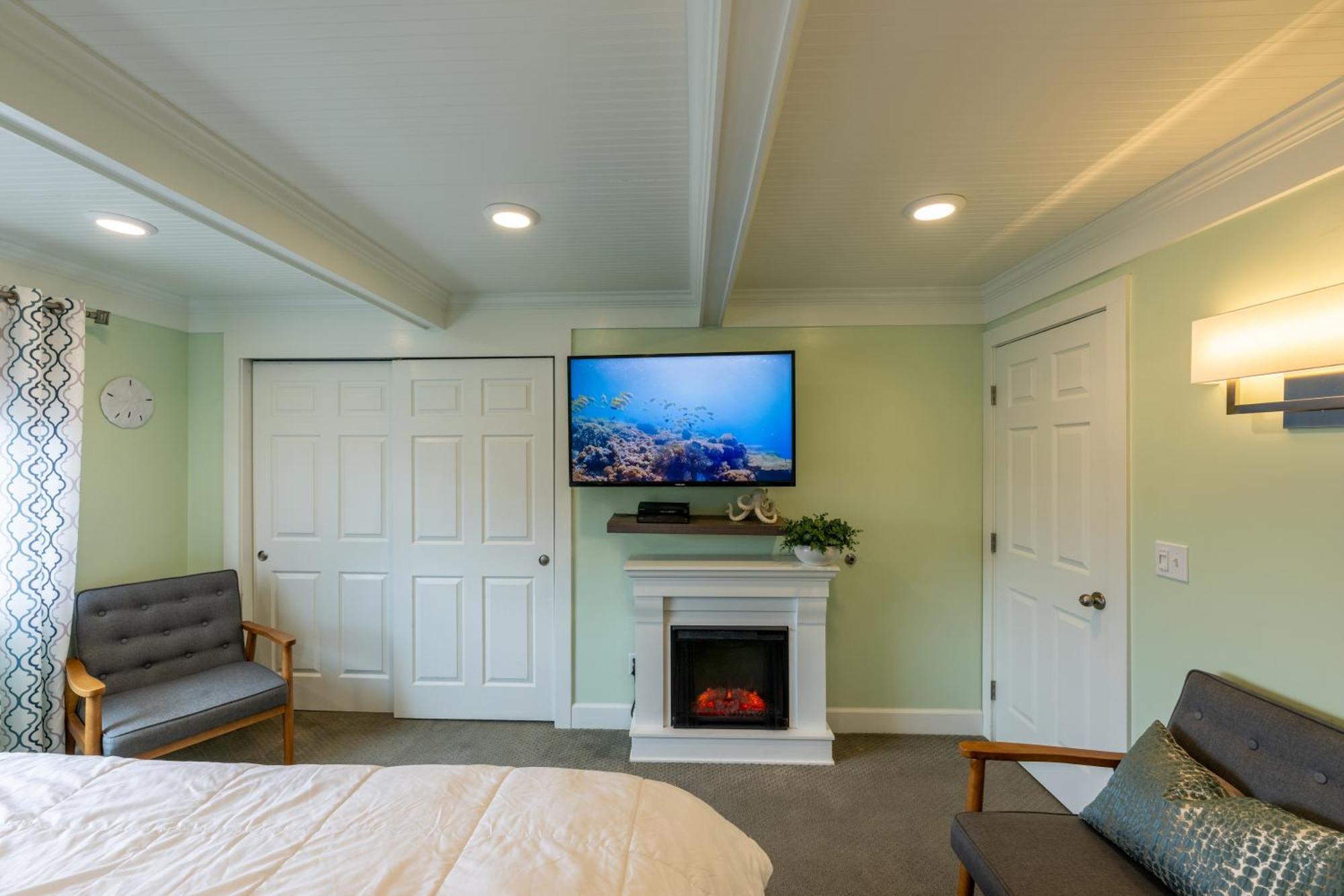 Inn The Oceanfront Seaside