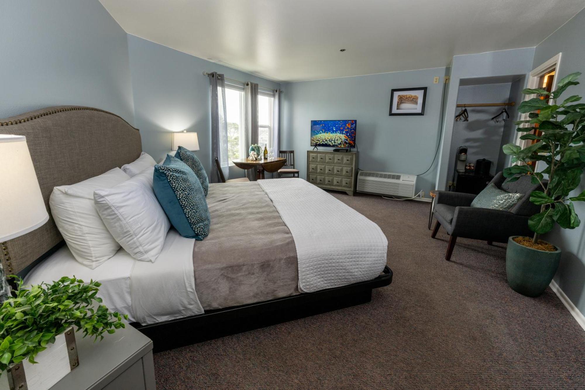 The Oceanfront Inn