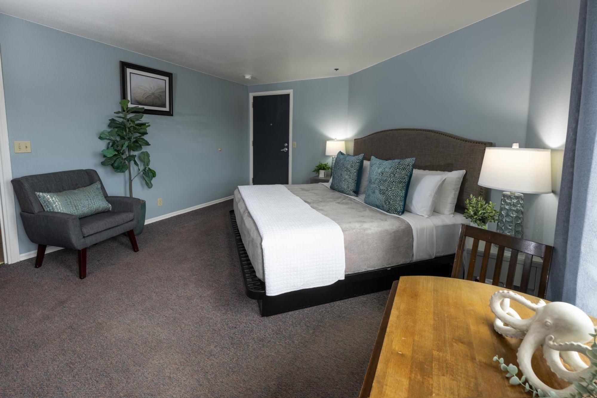 The Oceanfront Inn 4*